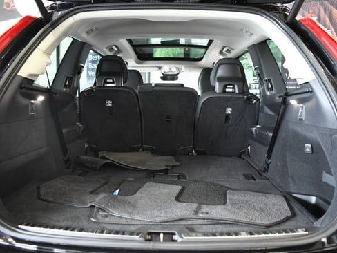 Used 2023 Volvo XC90 B6 Plus AWD/4WD image 18