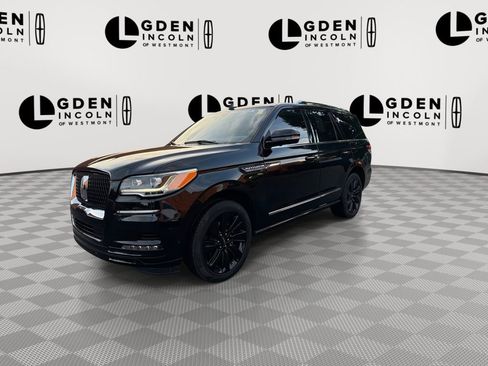 Certified 2022 Lincoln Navigator Reserve AWD/4WD image 4