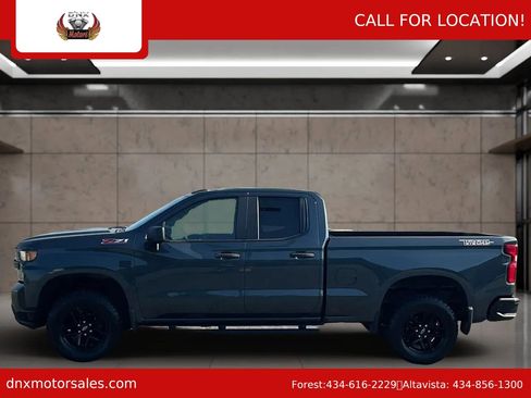 Used 2020 Chevrolet Silverado 1500 Custom Trail Boss w/ Custom Convenience Package AWD/4WD image 2