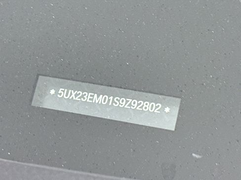 Used 2025 BMW X7 xDrive40i w/ Premium Package image 19