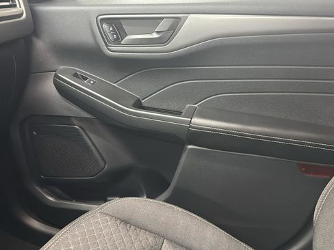 Certified 2025 Ford Escape Active image 24