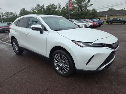 Certified 2024 Toyota Venza XLE