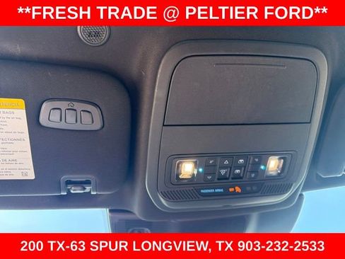 Used 2024 Ford Explorer Platinum w/ Technology Package AWD/4WD image 14