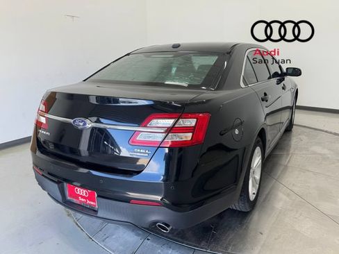 Used 2016 Ford Taurus SEL FWD image 32