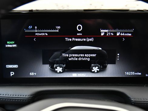 Used 2024 Nissan Ariya FWD image 37