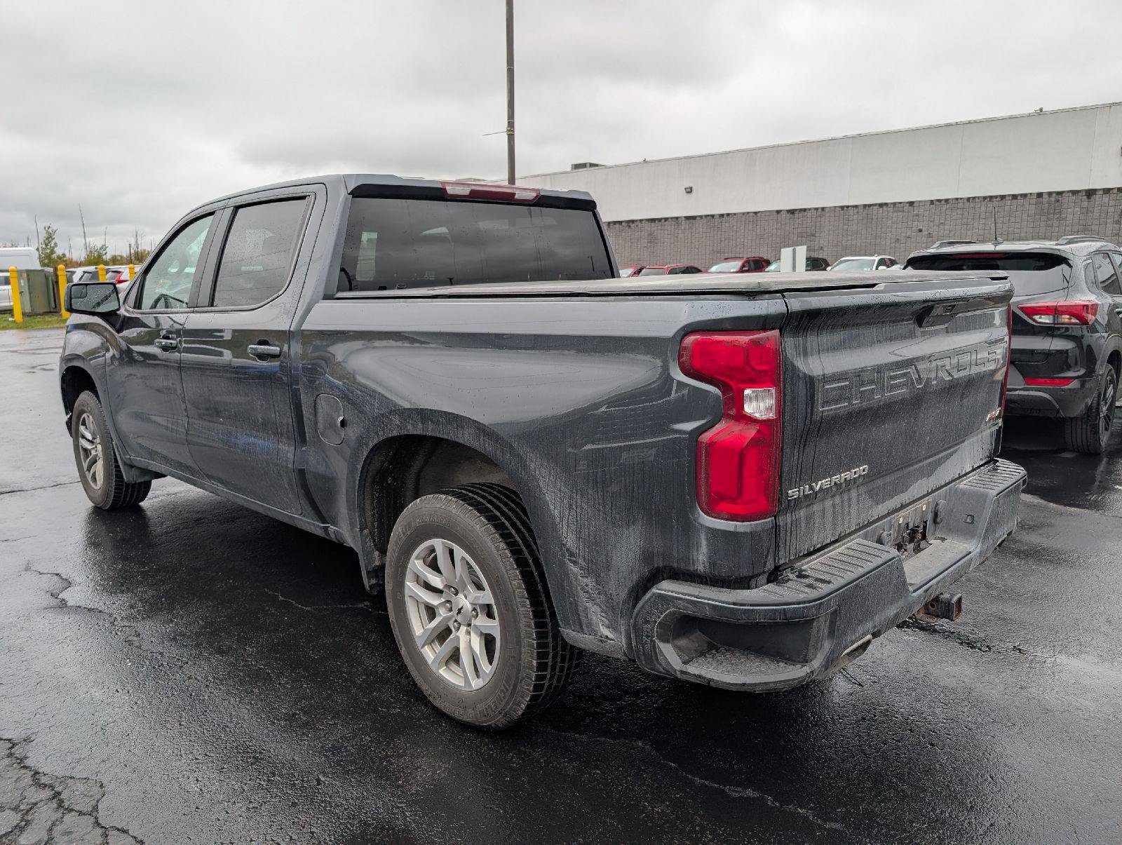 Used 2022 Chevrolet Silverado 1500 RST AWD/4WD image 5