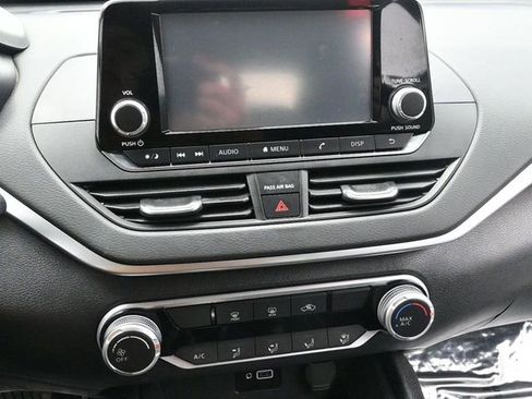 Used 2021 Nissan Altima 2.5 S image 16