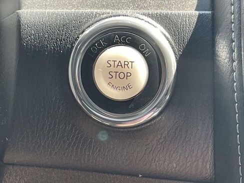Used 2017 Nissan Armada SL AWD/4WD image 30