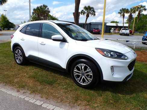 Used 2022 Ford Escape SEL FWD image 2