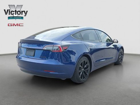 Used 2022 Tesla Model 3 Long Range AWD/4WD image 18