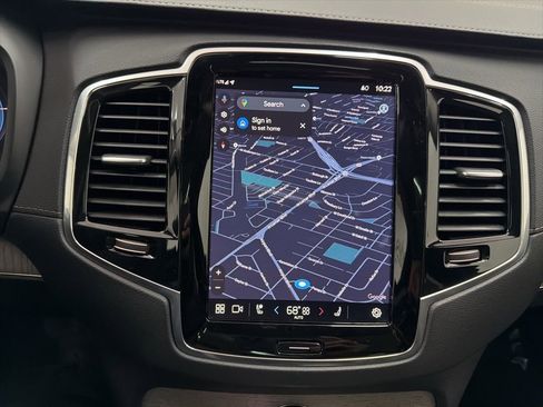 Used 2024 Volvo XC90 T8 Ultimate image 37