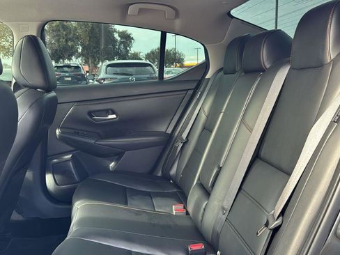 Used 2023 Nissan Sentra SR w/ SR Premium Package image 25