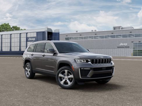 New 2026 Jeep Grand Cherokee L Limited AWD/4WD image 3