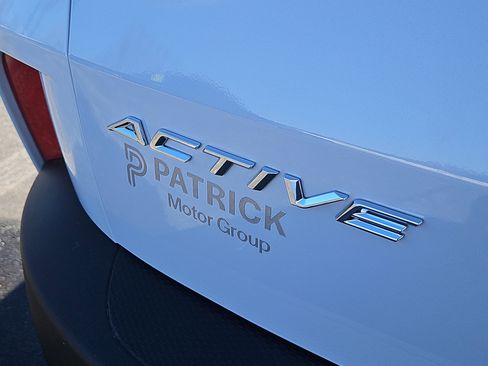 Used 2025 Ford Escape Active w/ Cold Weather Package image 5