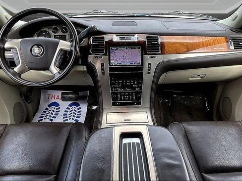 Used 2013 Cadillac Escalade ESV Platinum AWD/4WD image 7