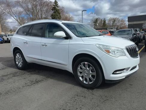 Used 2017 Buick Enclave Leather image 2