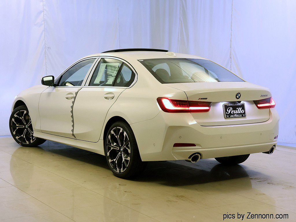 Used 2026 BMW 330i xDrive Sedan w/ Premium Package AWD/4WD image 9