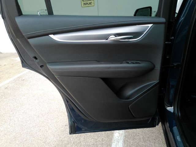 Used 2024 Cadillac XT6 Luxury w/ LPO, Floor Liner Package AWD/4WD image 16