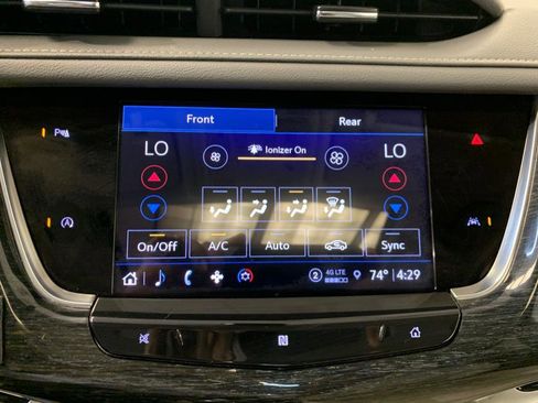 Used 2021 Cadillac XT6 Premium Luxury image 27