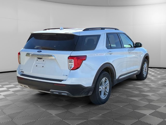 Used 2020 Ford Explorer XLT w/ Equipment Group 202A AWD/4WD image 5