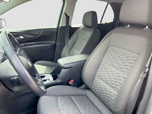 Used 2020 Chevrolet Equinox LT w/ Driver Convenience Package AWD/4WD image 22
