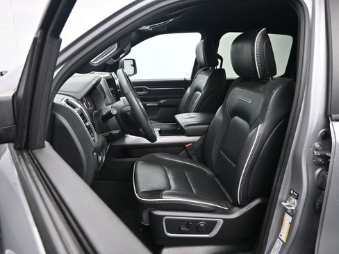 Used 2025 RAM 1500 Laramie image 25