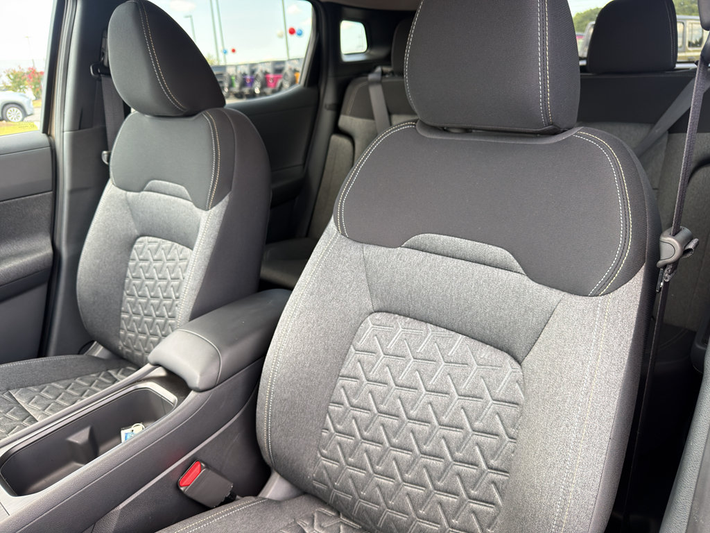 Used 2026 Nissan Kicks SV FWD image 21