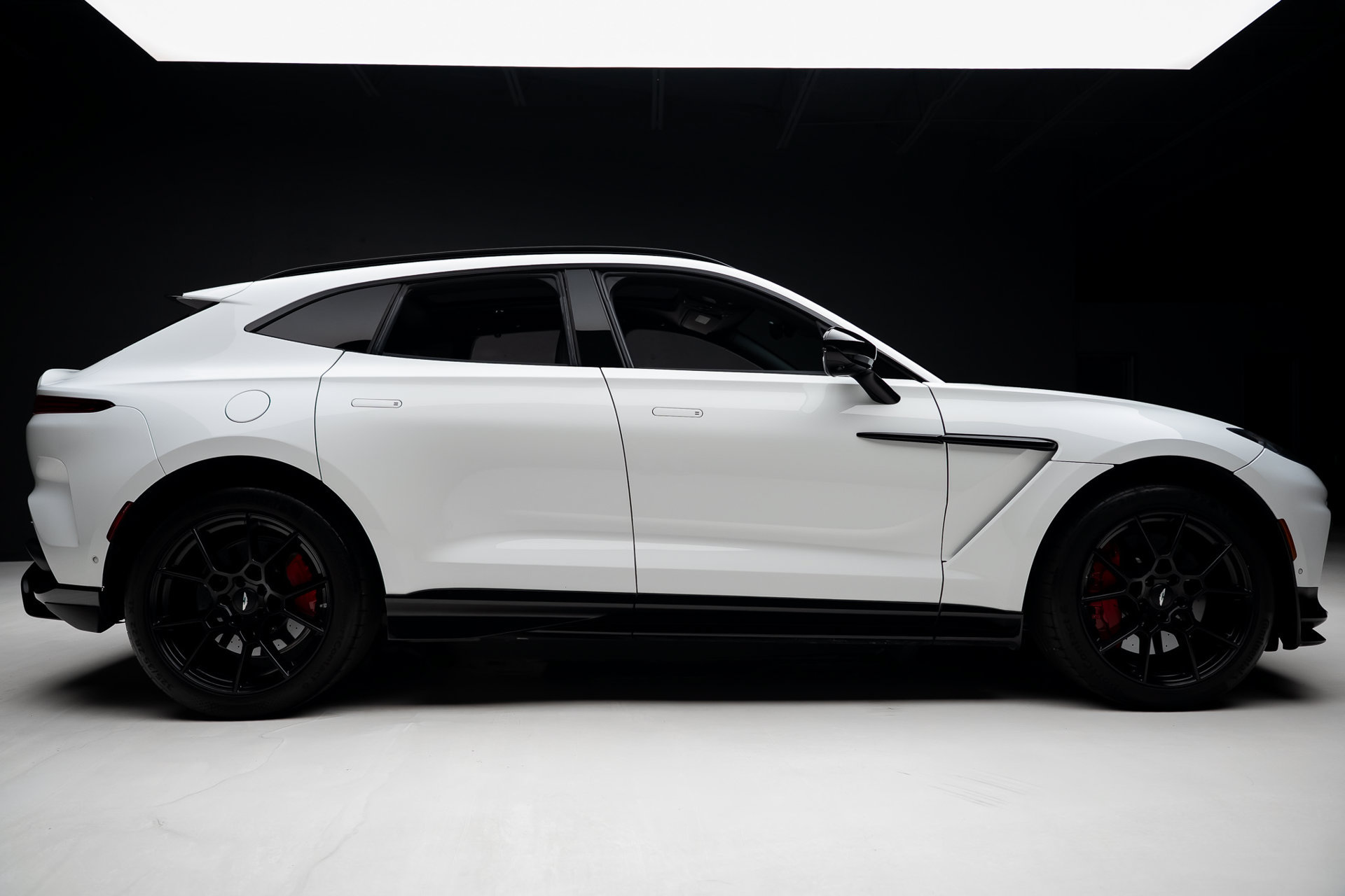Used 2023 Aston Martin DBX 707 AWD/4WD image 35