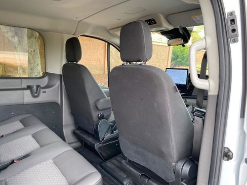 Used 2025 Ford Transit 350 XLT image 33