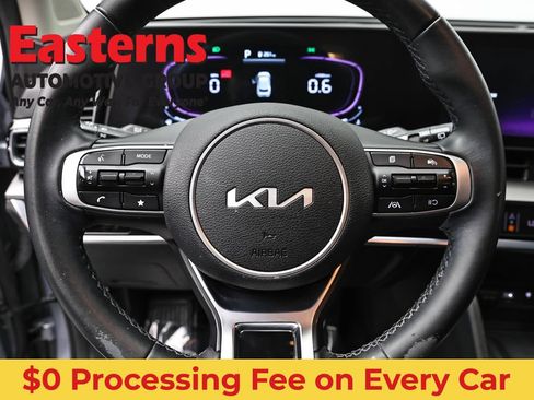 Used 2025 Kia Sportage EX FWD image 10