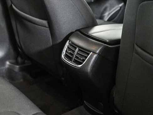 Used 2022 Chevrolet Malibu LT image 18