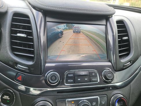 Used 2017 Chevrolet Impala Premier w/ Enhanced Convenience Package image 15