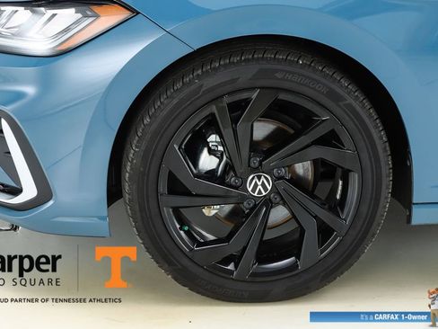 Used 2025 Volkswagen Jetta SE w/ Black Wheel Package image 41