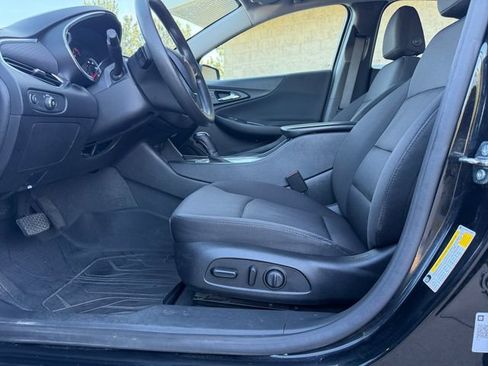 Used 2020 Chevrolet Malibu LT FWD image 26