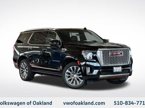 Used 2021 GMC Yukon Denali w/ Denali Premium Package image 1