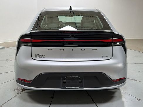 Used 2026 Toyota Prius LE image 4