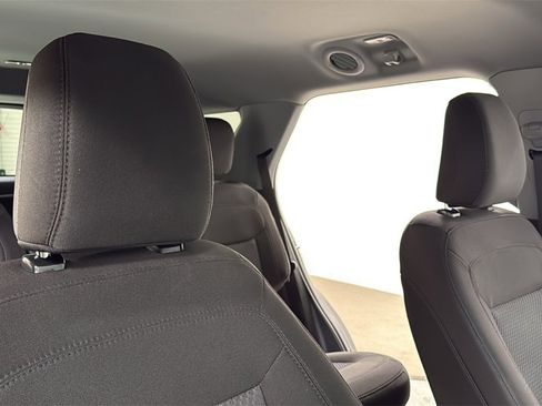 Used 2023 Ford Explorer XLT image 20