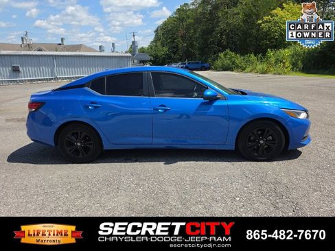 Used 2023 Nissan Sentra SV w/ All-Weather Package FWD image 4