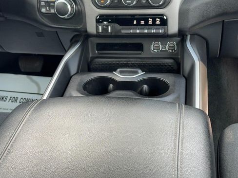 Used 2021 RAM 1500 Big Horn AWD/4WD image 16