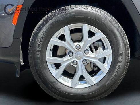 Used 2023 Jeep Grand Cherokee Limited AWD/4WD image 27