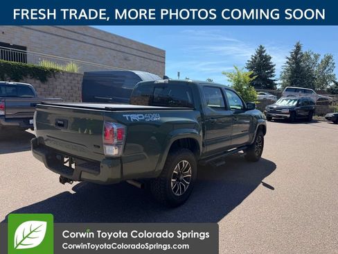 Used 2021 Toyota Tacoma TRD Sport w/ Technology Package AWD/4WD image 8