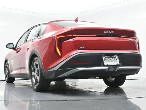 Used 2025 Kia K4 FWD image 44