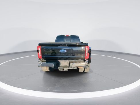 Used 2024 Ford F350 Lariat w/ Chrome Package image 7