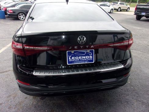 Used 2025 Volkswagen Jetta S FWD image 5