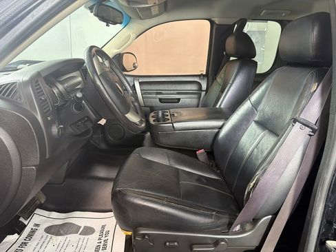Used 2011 Chevrolet Silverado 1500 LT w/ All-Star Edition AWD/4WD image 16