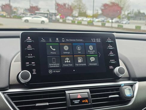 Used 2022 Honda Accord Hybrid image 23