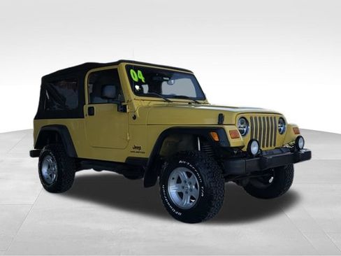 Used 2004 Jeep Wrangler 4WD image 7