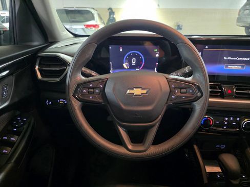 Used 2024 Chevrolet TrailBlazer LT FWD image 20