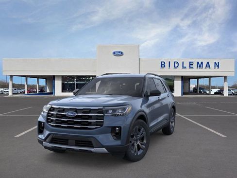 New 2026 Ford Explorer Active image 2