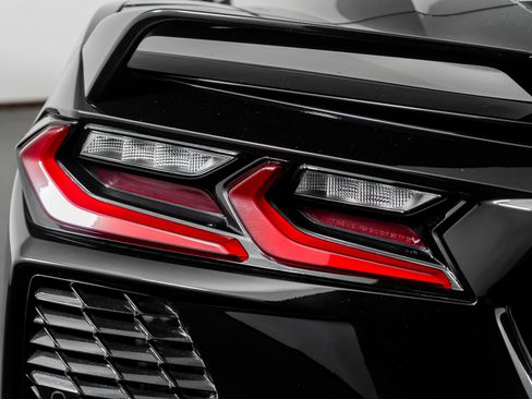 Used 2021 Chevrolet Corvette Stingray Preferred Conv w/ 2LT image 12